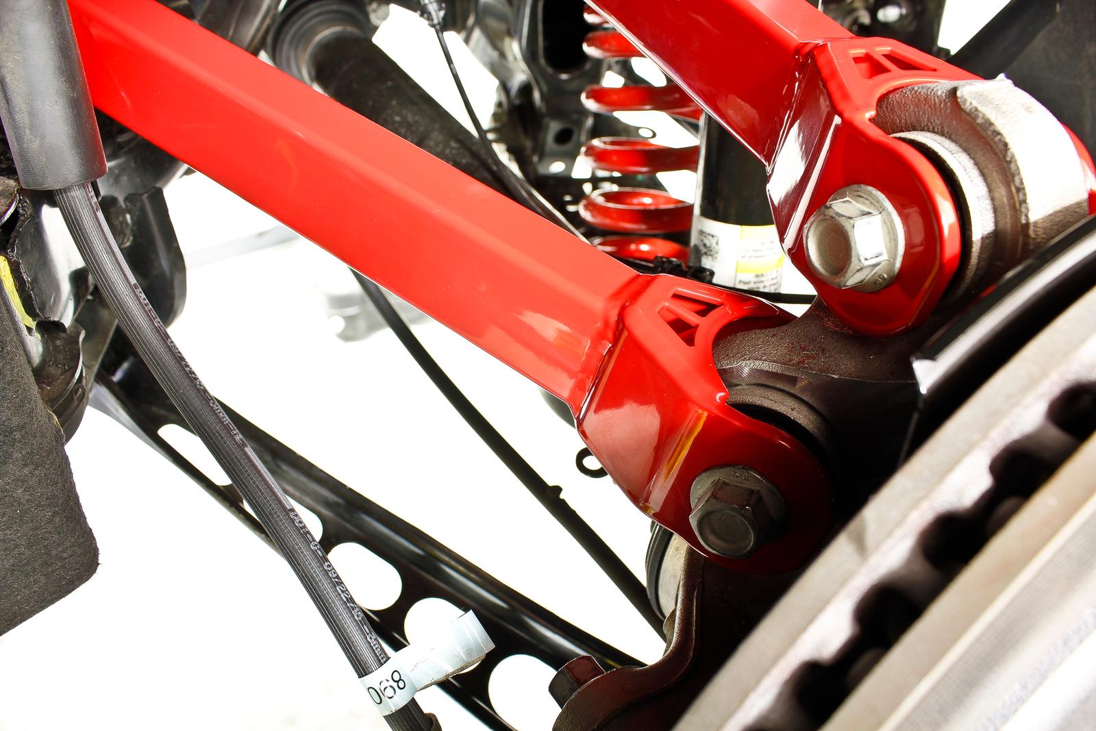 Upper trailing arm, non-adjustable, poly bushings