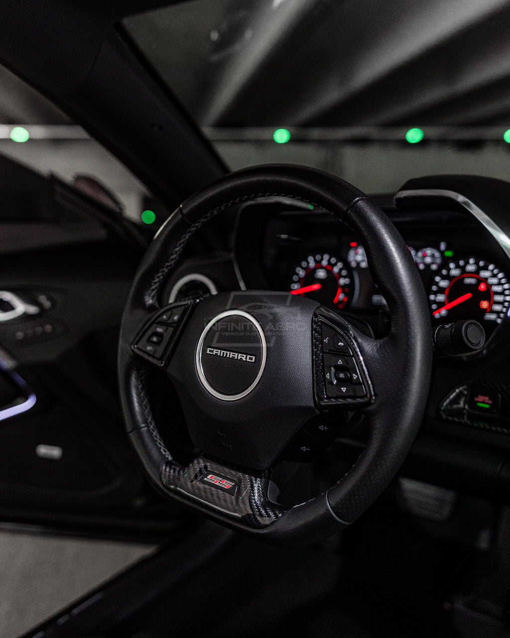 CAMARO 16-24 CARBON FIBER STEERING WHEEL TRIM COVER