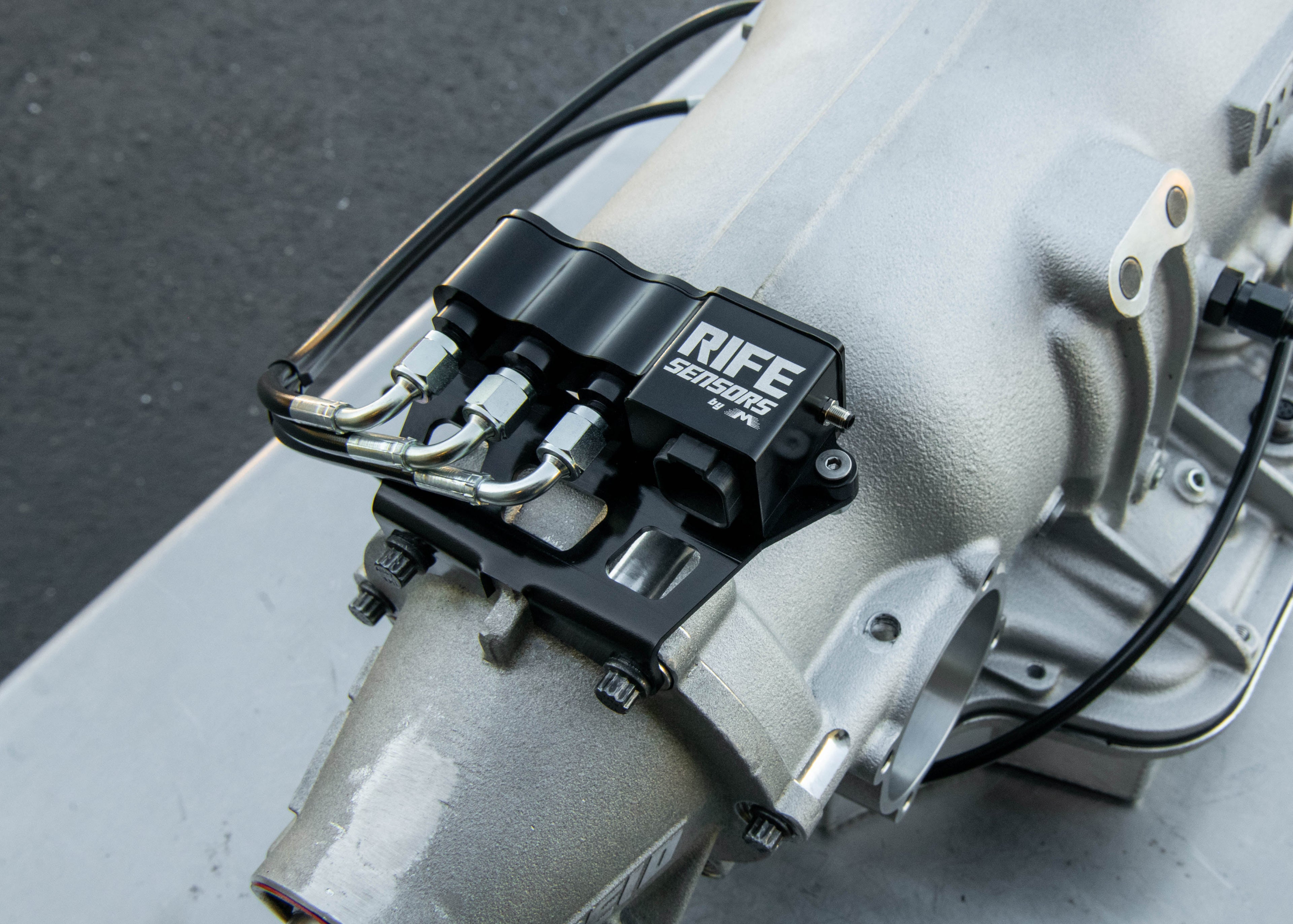 RIFE ProMod Series Transmission Combo Pack for TH400 Lock Up Transmission Pressure Triple Sensor Block Kit with Mount - Motion Raceworks